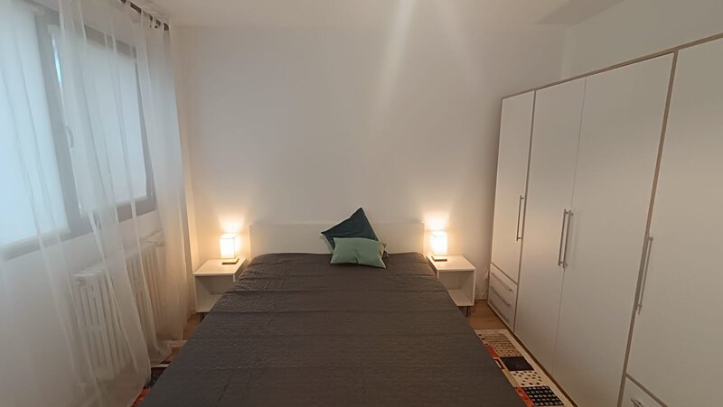 Soseaua Giurgiului, Piata Progresul,